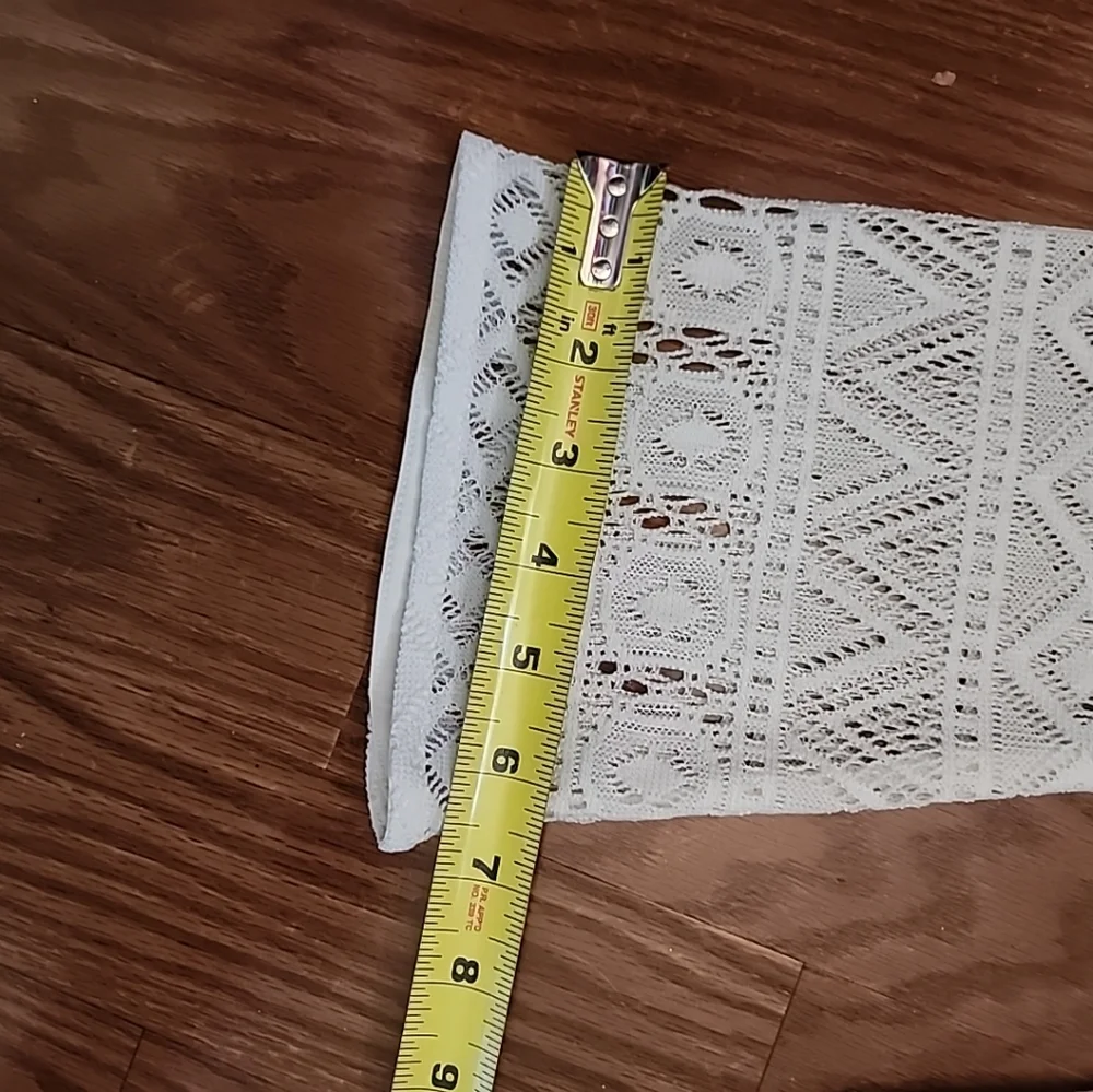 Cache White‎ Lace Long Sleeve Top Bell Sleeves Size Med Swim Cover Up